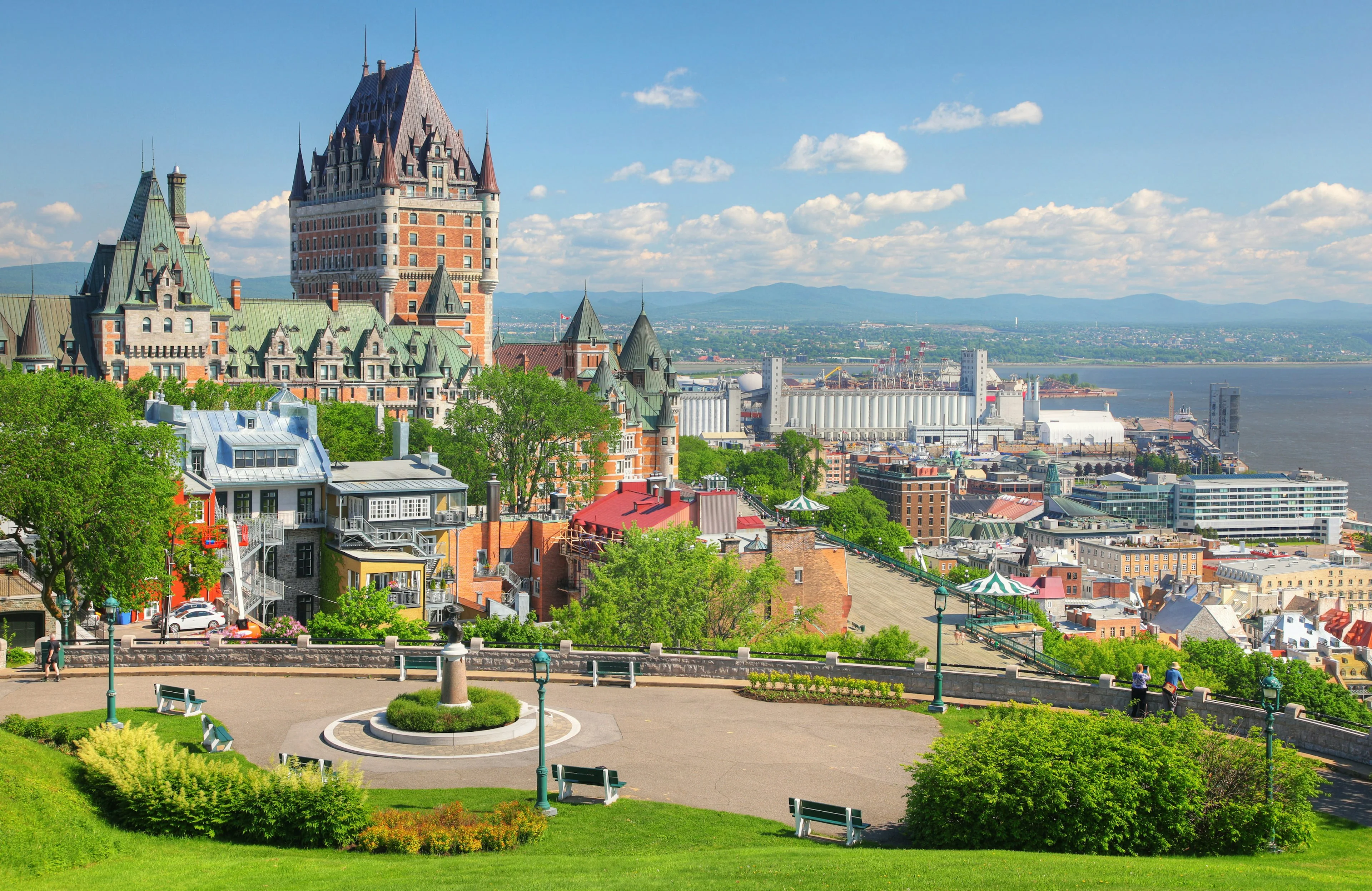Quebec Parks and Green Spaces